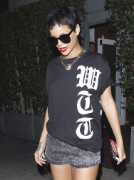 Filename=Rihanna_leaving_Giorgio_Baldi_in_Los_Angeles_15.jpg
Filesize=1368KiB
Dimensions=1582x2000
Date added=Sep 23, 2016 Rihanna_leaving_Giorgio_Baldi_in_Los_Angeles_15.jpg