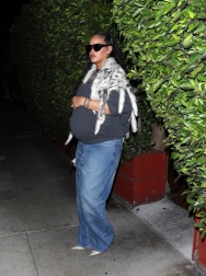 Filename=00023.jpg
Filesize=2093KiB
Dimensions=1364x2048
Date added=Aug 25, 2025 00023.jpg