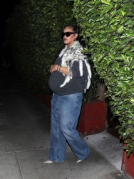 Filename=00024.jpg
Filesize=2022KiB
Dimensions=1364x2048
Date added=Aug 25, 2025 00024.jpg