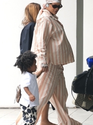 Filename=00005.jpg
Filesize=928KiB
Dimensions=1152x2048
Date added=Aug 25, 2025 00005.jpg