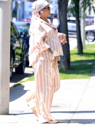 Filename=00019.jpg
Filesize=1133KiB
Dimensions=1364x2048
Date added=Aug 25, 2025 00019.jpg