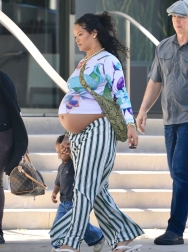 Filename=00025.jpg
Filesize=1557KiB
Dimensions=1364x2048
Date added=Aug 26, 2025 00025.jpg