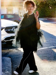 Filename=00074.jpg
Filesize=2185KiB
Dimensions=1365x2048
Date added=Sep 11, 2025 00074.jpg