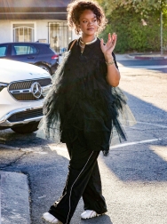 Filename=00075.jpg
Filesize=2314KiB
Dimensions=1365x2048
Date added=Sep 11, 2025 00075.jpg