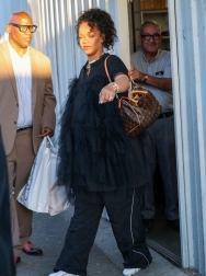 Filename=00110.jpg
Filesize=1468KiB
Dimensions=1365x2048
Date added=Sep 11, 2025 00110.jpg