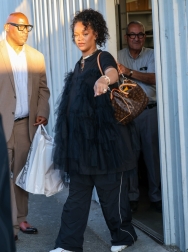 Filename=00119.jpg
Filesize=1491KiB
Dimensions=1365x2048
Date added=Sep 11, 2025 00119.jpg