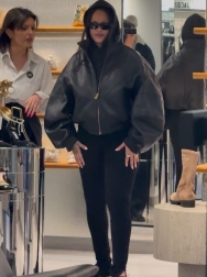 Filename=00300.jpg
Filesize=1280KiB
Dimensions=1197x2048
Date added=Apr 08, 2026 00300.jpg