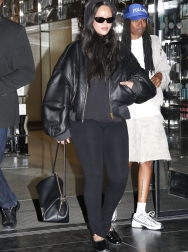 Filename=00302.jpg
Filesize=1688KiB
Dimensions=1365x2048
Date added=Apr 08, 2026 00302.jpg