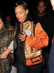 Rihanna2BRihanna2BSteps2BOut2BNYC2BmP3zh2yv-6lx.jpg