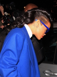 Rihanna2BSinger2BRihanna2Bseen2Bwaving2Bfans2Bleaves2BN-sN4U6N8fEx.jpg