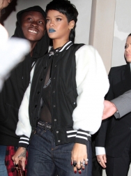 Rihanna2BCelebs2BOut2BLate2BLondon2B-o5PQueMmfix.jpg